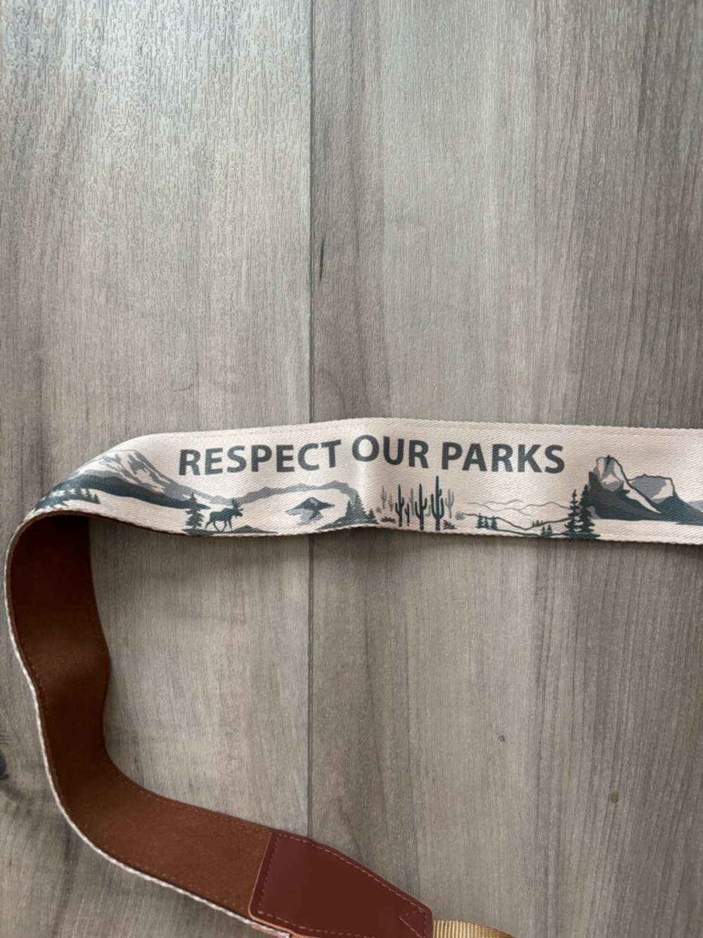 Camera strap - Picture 3 of 7